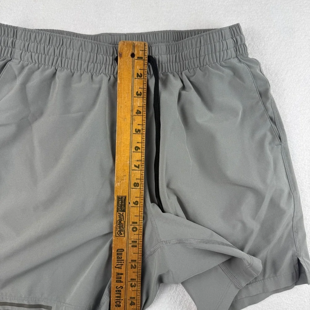 Bearbottom Clothing Mens Grey Athletic Shorts 5.5 Inseam Size Medium Drawstring